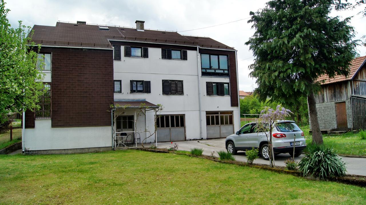 Guesthouse Trikic Drvar Zewnętrze zdjęcie
